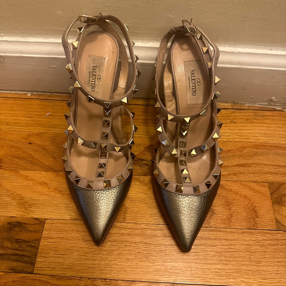 Womens valentino heels